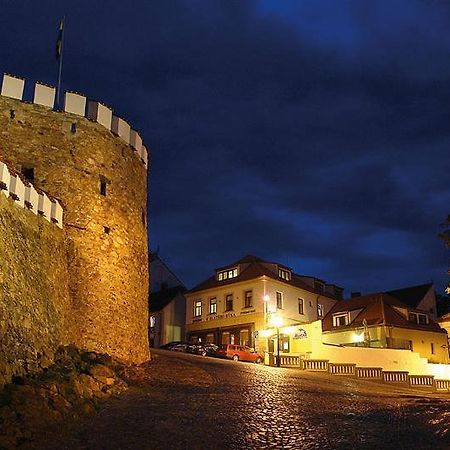 Hotel U Zlateho Byka Писек Экстерьер фото