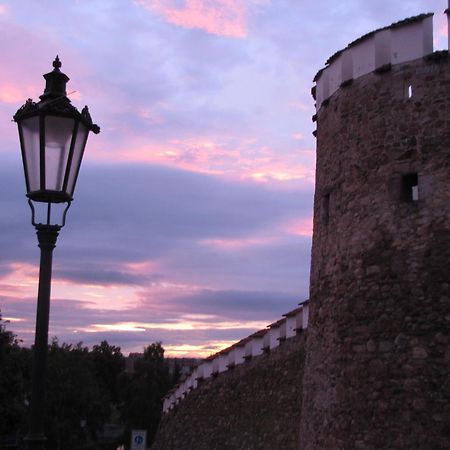 Hotel U Zlateho Byka Писек Экстерьер фото