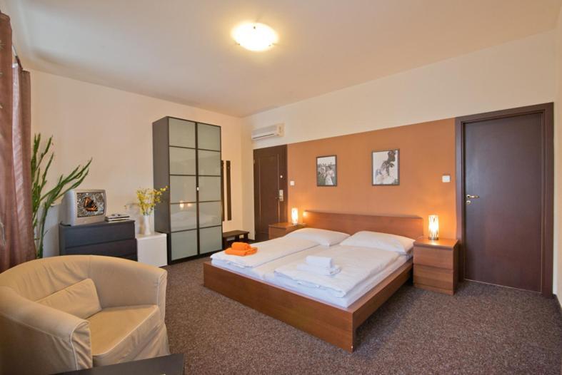Hotel U Zlateho Byka Писек Номер фото